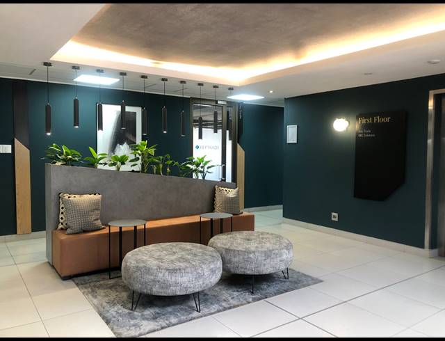 389M² OFFICE TO LET IN HYDE PARK